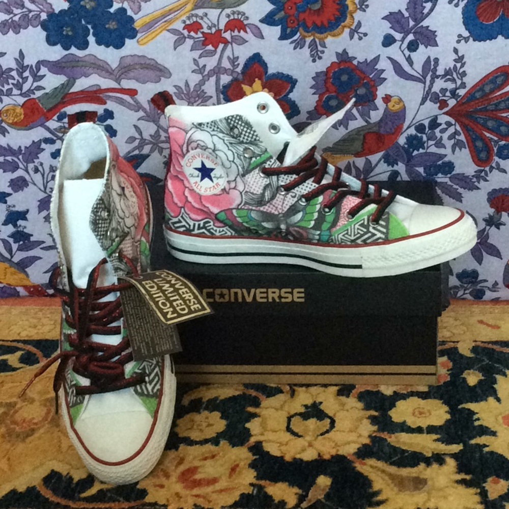 Rose Tattoo Converse high tops! Women 10 BNWTs!